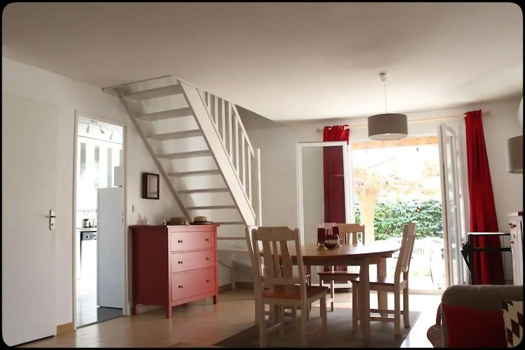 Maison Climatisee Avec Jardin Proche Plage Sanary-sur-Mer Holiday home
