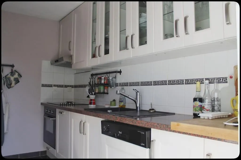 Holiday home Maison Climatisee Avec Jardin Proche Plage Sanary-sur-Mer France